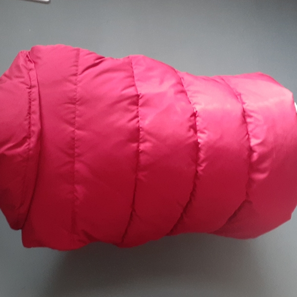 Lauren ralph Lauren burgundy women's puffer vest size large - Picture 6 of 15